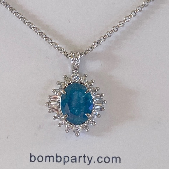 Brand new in box London blue sapphire necklace - Picture 1 of 2
